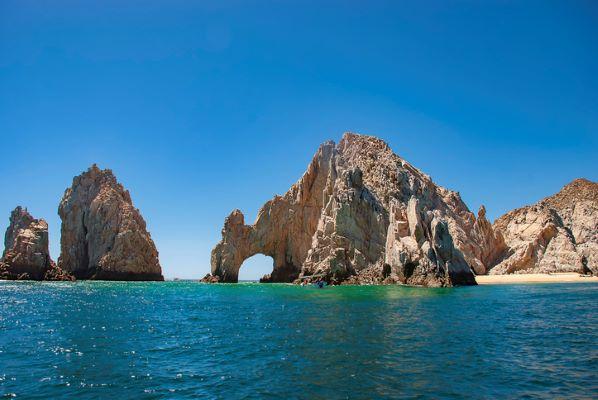 Cabo San Lucas arches during the day